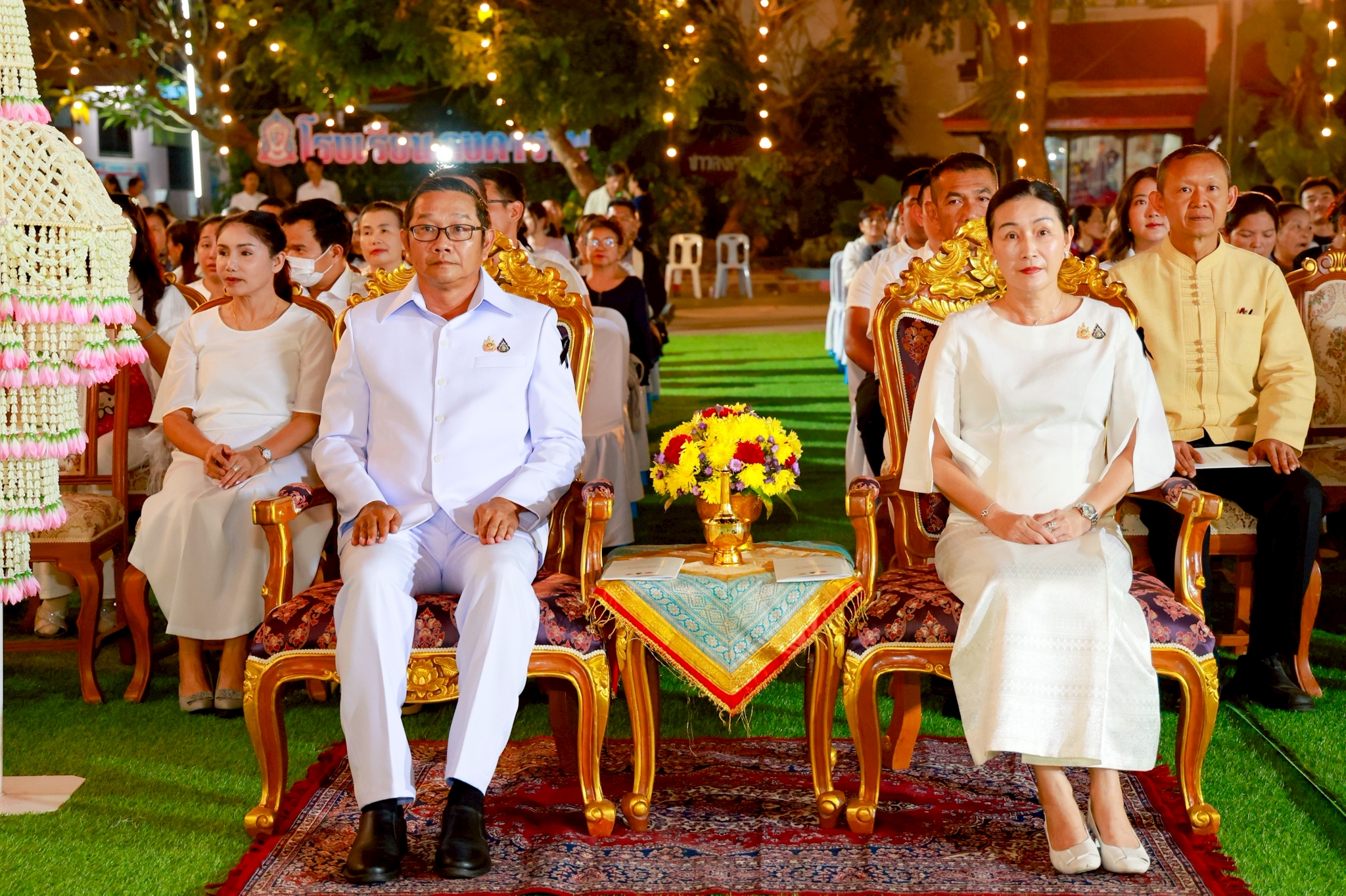 title - ส.ป.ก.เพชรบุรี ร่วมกิจกรรมสวดมนต์ข้ามปี เพื่อน้อมถวายเป็นพระราชกุศล แด่สมเด็จพระนางเจ้าสิริกิติ์ พระบรมราชินีนาถ พระบรมราชชนนีพันปีหลวง และเพื่อเป็นสิริมงคลเนื่องในโอกาส ส่งท้ายปีเก่า 2568 ต้อนรับปีใหม่ 2569